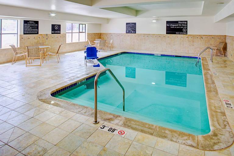 Hampton Inn & Suites Lancaster — photo 4