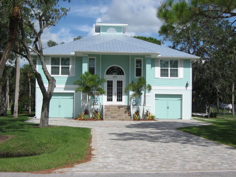 House  North Naples