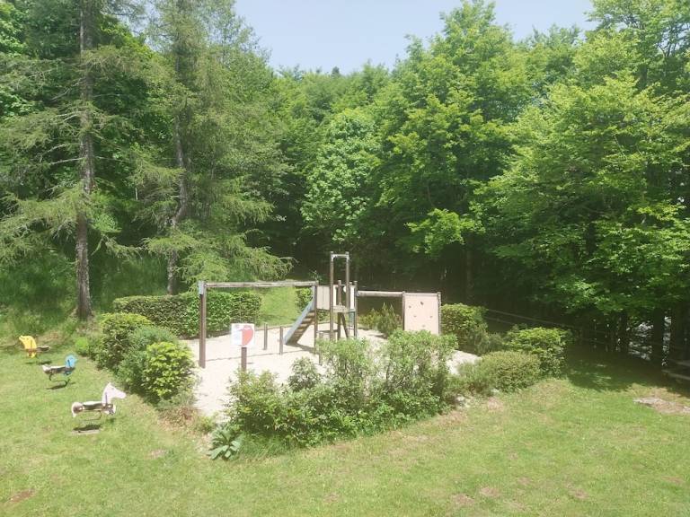 Resort  Saint-Jacques-des-Blats