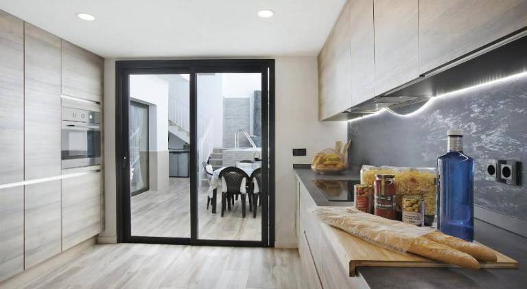 Fully equipped house with terrace, private pool & grill | Good for workation | Pet-friendly — photo 5