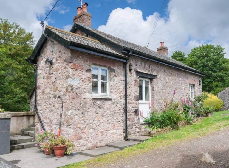 Cottage  Eskdale