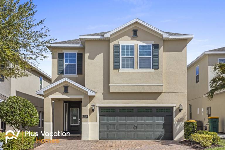 Vacation home with jacuzzi, BBQ & private pool in Osceola, FL
