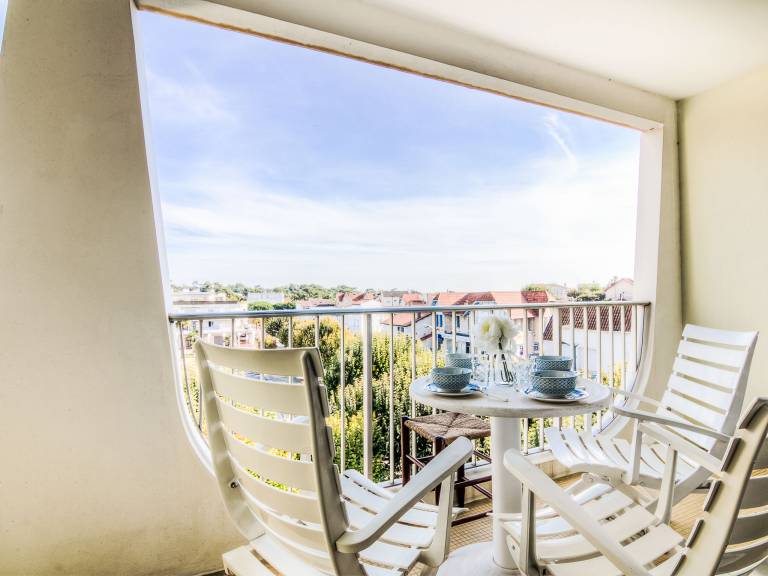 Nice rental apartment with patio | Beach nearby | Pets allowed — photo 2