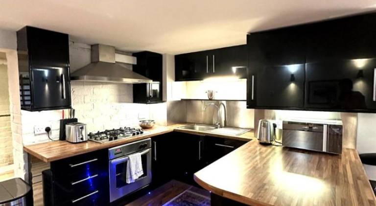Rental apartment with 2 rooms for 6 persons — photo 2