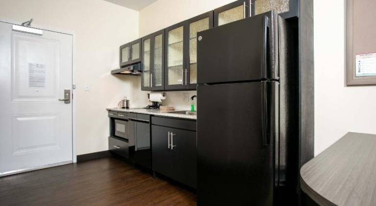 CANDLEWOOD SUITES - JACKSONVILLE - MAYPORT By IHG — photo 3