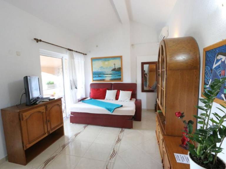 Rental apartment with barbeque & garden | Nature view | Dogs allowed — photo 2