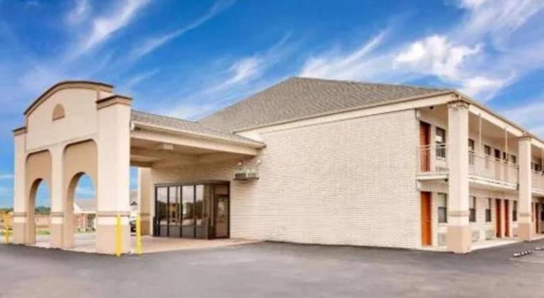 Motel 6 Morrillton, AR — photo 2