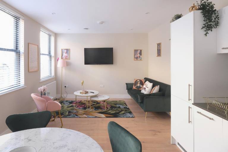 Holiday apartment | Close to Roman Baths | Dogs allowed — photo 3