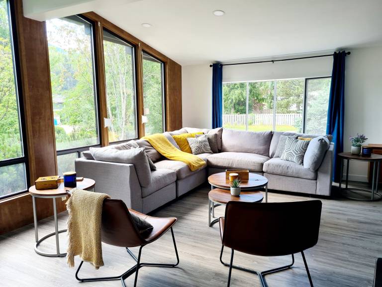 House  Salmon Arm