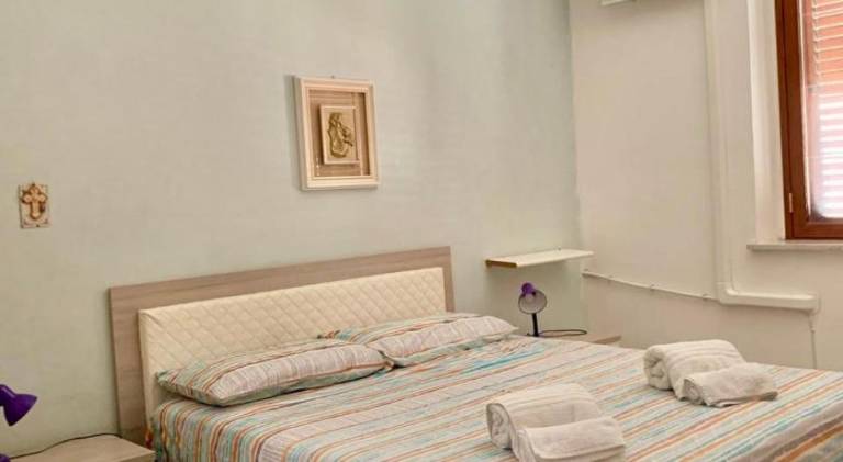 Apartment with 2 rooms for 5 persons in Messina