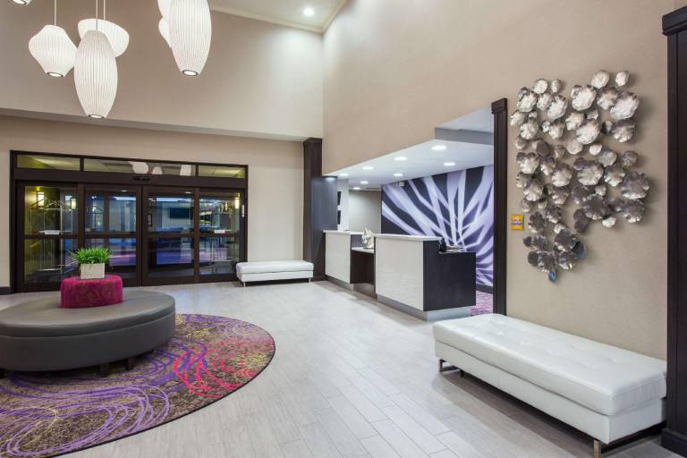 La Quinta Inn & Suites by Wyndham Kearney — photo 2