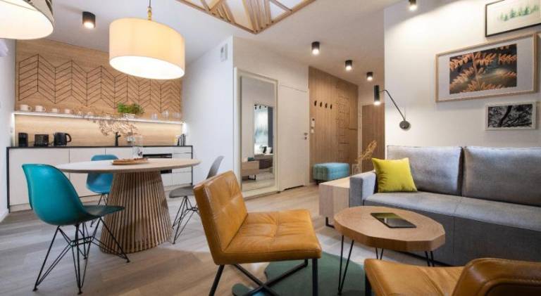 Children-friendly serviced apartment with pool, sauna & patio | Pet-friendly — photo 3