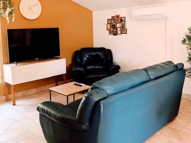 Wonderful rental apartment with heated pool | Pets are welcome — photo 5