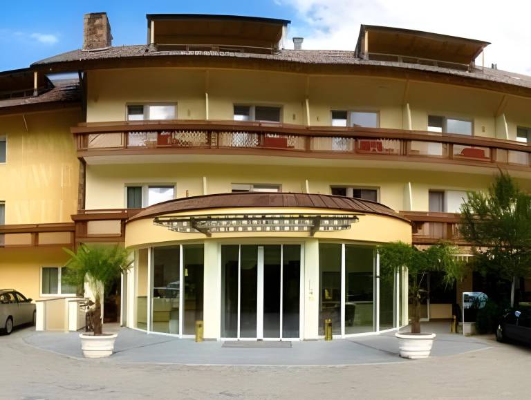 Hotel Weingarten in Caldaro Sulla Strada del Vino