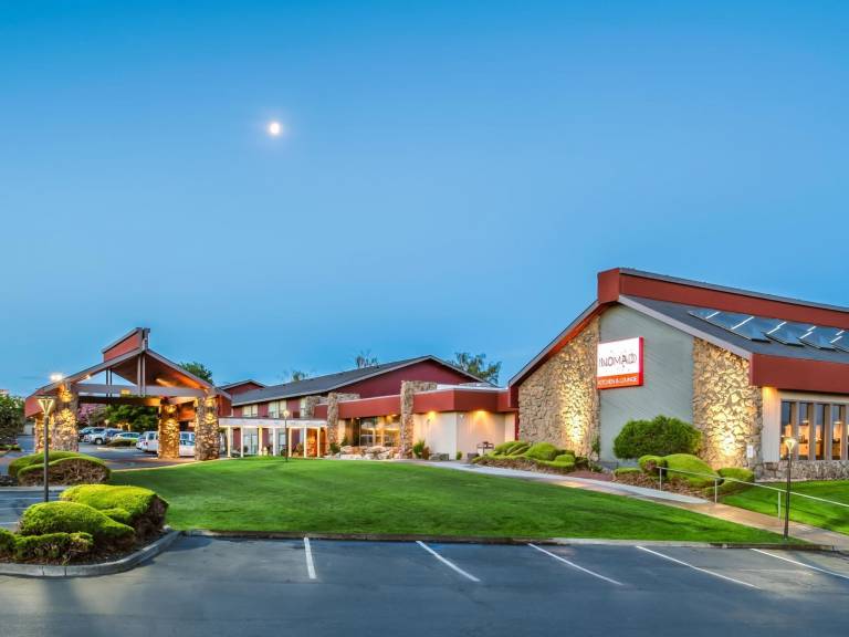 Red Lion Hotel Kennewick Columbia Center in Kennewick, WA