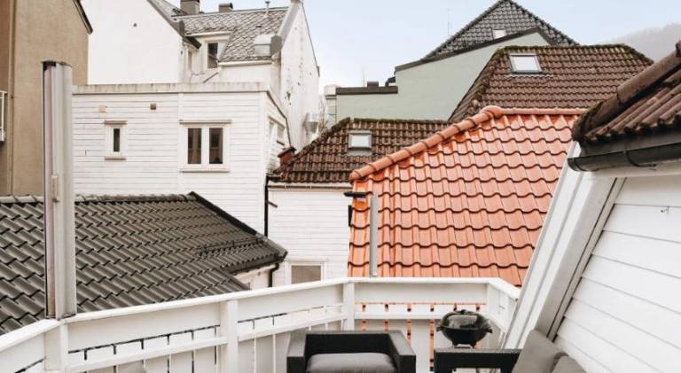 200m to Torgalmenningen & 20 sqm terrace — photo 4