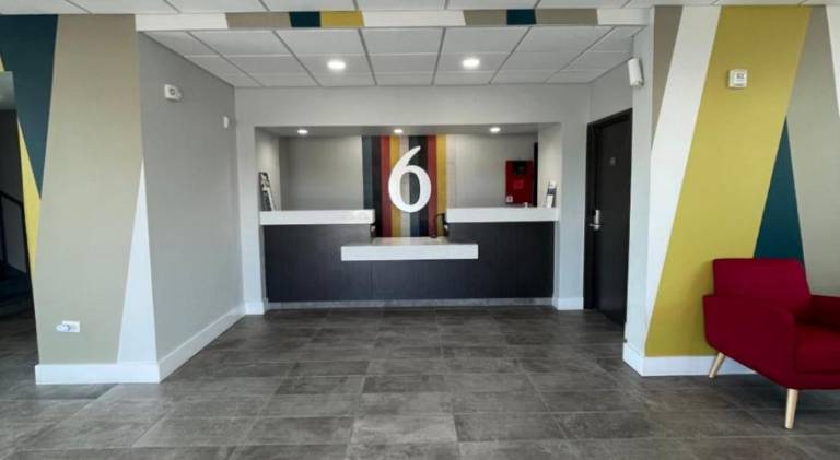 Motel 6 Arlington, TX - Entertainment District — photo 2