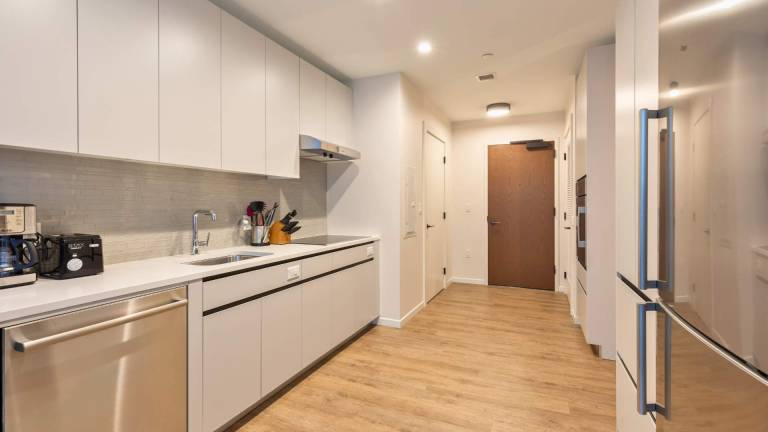 Child-friendly apartment with pool | Suitable for remote work | Pets allowed — photo 5