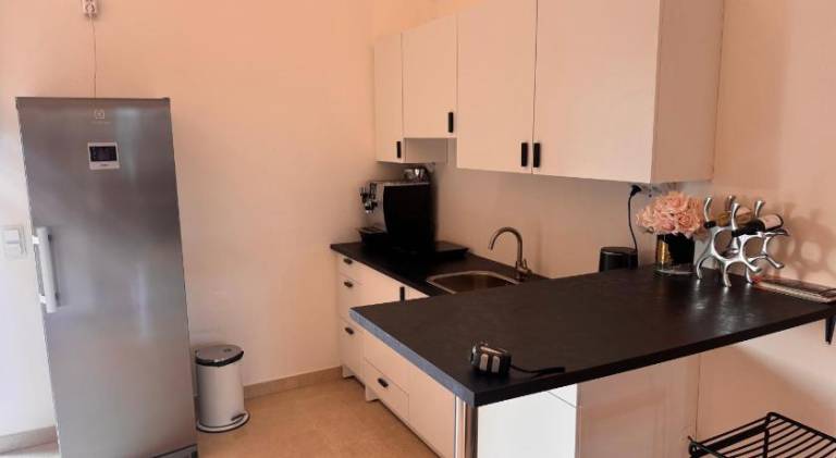 Rental apartment with pool & hot tub | Pets allowed — photo 3