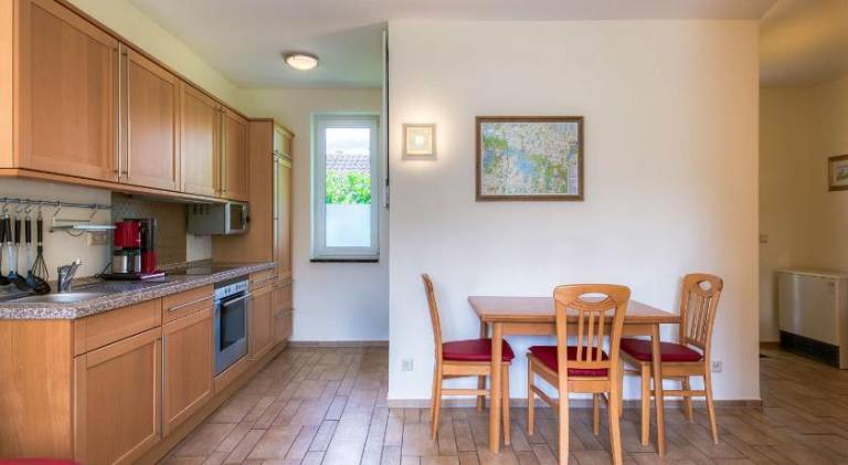 Apartment with patio & garden | Pets are welcome — photo 4
