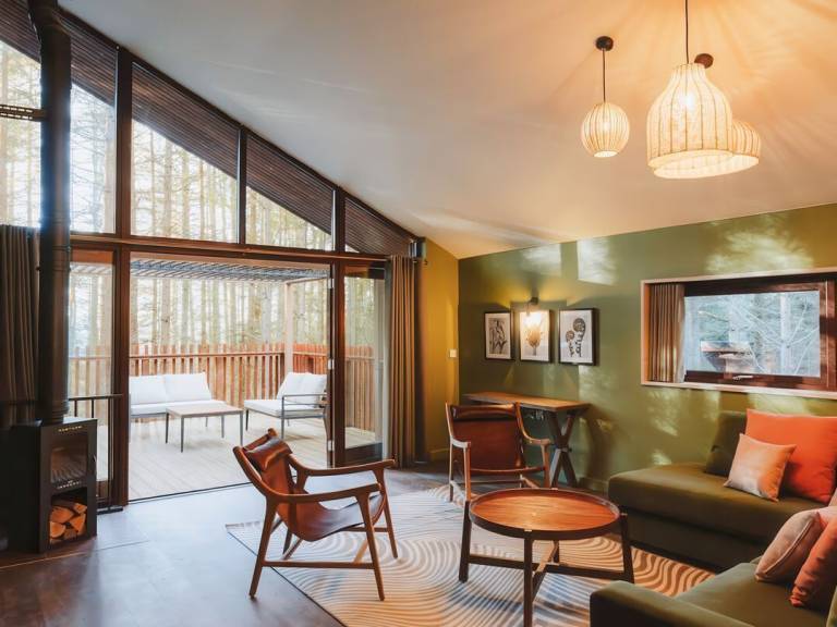 Lodge Peebles