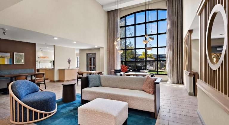 Sonesta ES Suites San Diego - Sorrento Mesa — photo 2