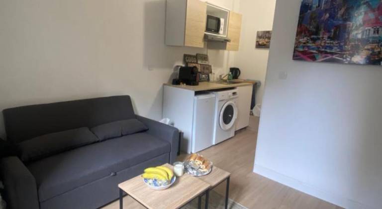 Apartment with 1 room for 2 persons in Marseille