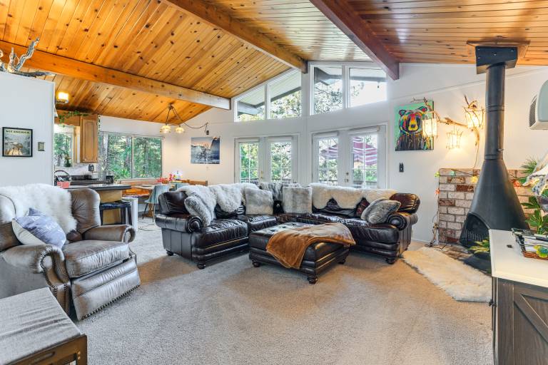 Enchanted Woodland Cabin Near Yosemite w Fire Pit