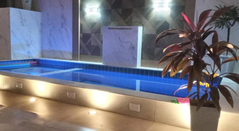 Vacation home with pool | Pets allowed — photo 3