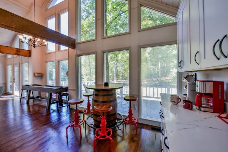 Child-friendly vacation home with garden & grill | Water view | Pets allowed — photo 3