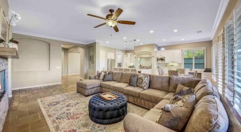 House with hot tub & pool | Suitable for remote work — photo 4