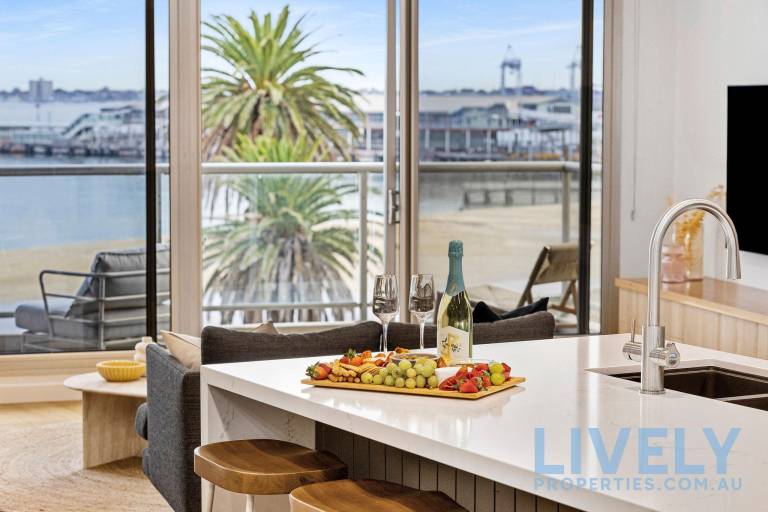 Apartment  Williamstown