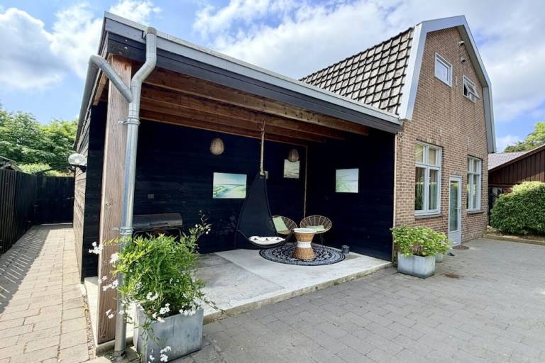 Ferienhaus mit Hund inSchoorl  f&uuml;r max. 4 Personen