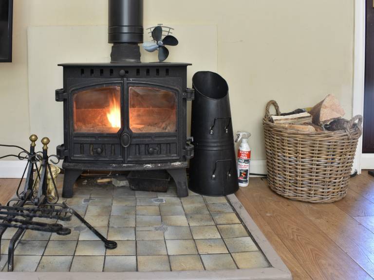 Cottage with garden | River view — photo 5