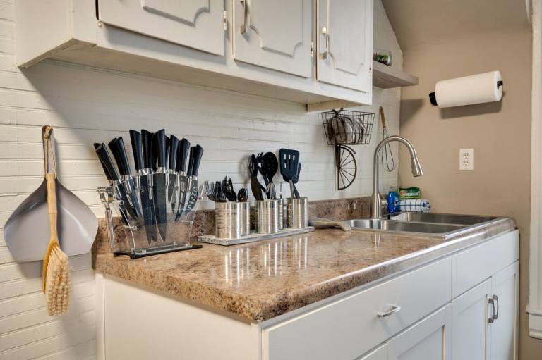 Children-friendly wonderful condo | Pets allowed — photo 4