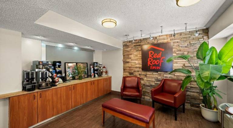Red Roof Inn Dallas - DFW Airport North — photo 5
