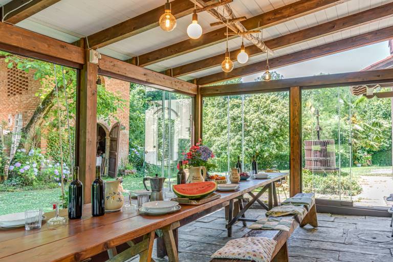 Villa mit Garten, Terrasse und privatem Pool | Bergblick