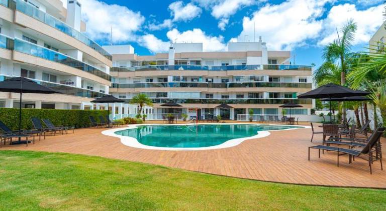 Holiday apartment with pool — photo 2
