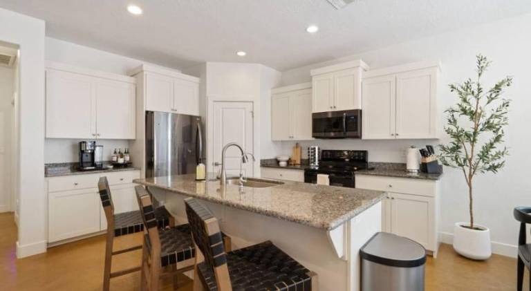 House with jacuzzi | Pet-friendly — photo 5