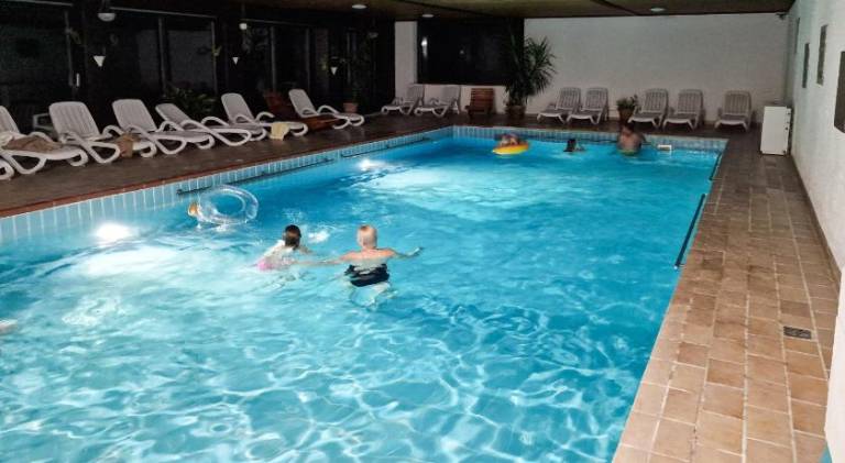 Rental apartment with pool — photo 5