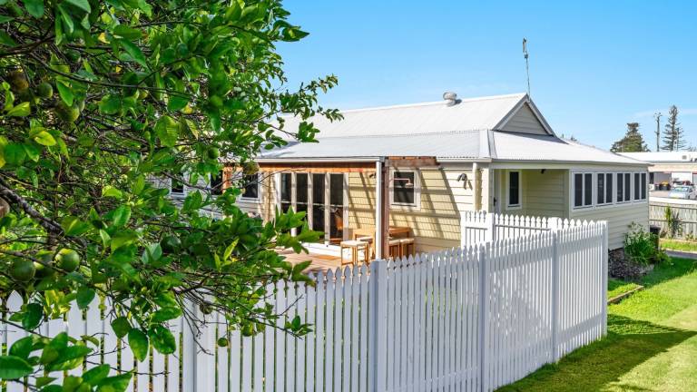 House Iluka