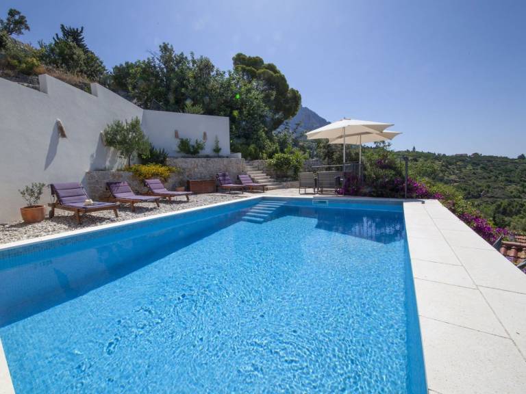 Spacious house with private pool, barbeque & terrace | Dogs allowed — photo 3