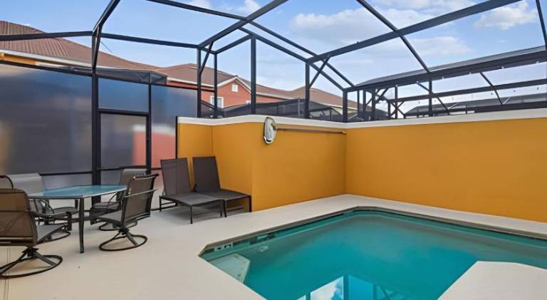 Wonderful villa with jacuzzi & pool | Pet-friendly in Kissimmee, FL