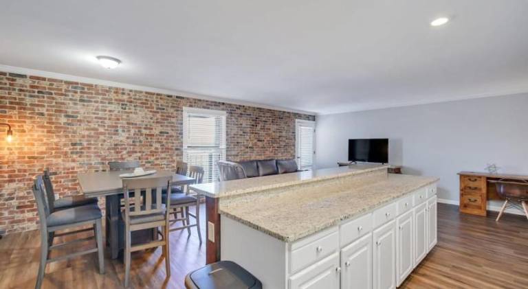 Apartment with 3 rooms for 6 persons in Statesboro, GA