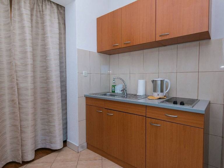 Rental apartment with garden | Garden view — photo 3