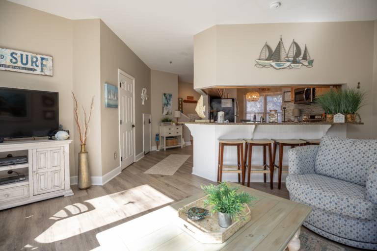 82 Ocean Breeze: 2 Bed/2.5 Bath Pet Friendly Villa, Free Bikes, Tennis, Pool — photo 4