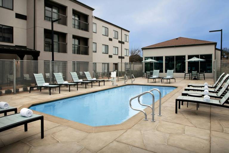 Courtyard by Marriott Waco — photo 5