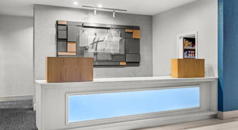 Holiday Inn Express Hotel & Suites Savannah - Midtown By IHG — photo 3