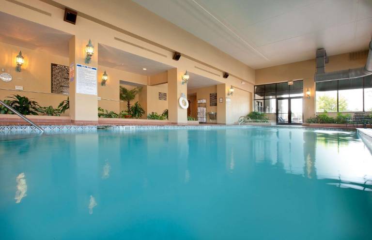 Embassy Suites Columbia Greystone — photo 4