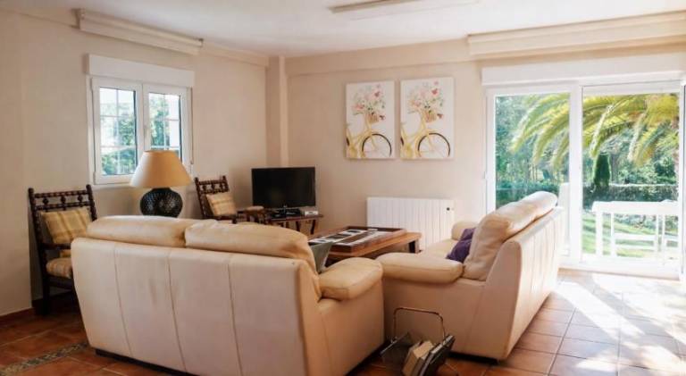 Spacious house | Beach nearby | Perfect for remote work | Dogs allowed — photo 2